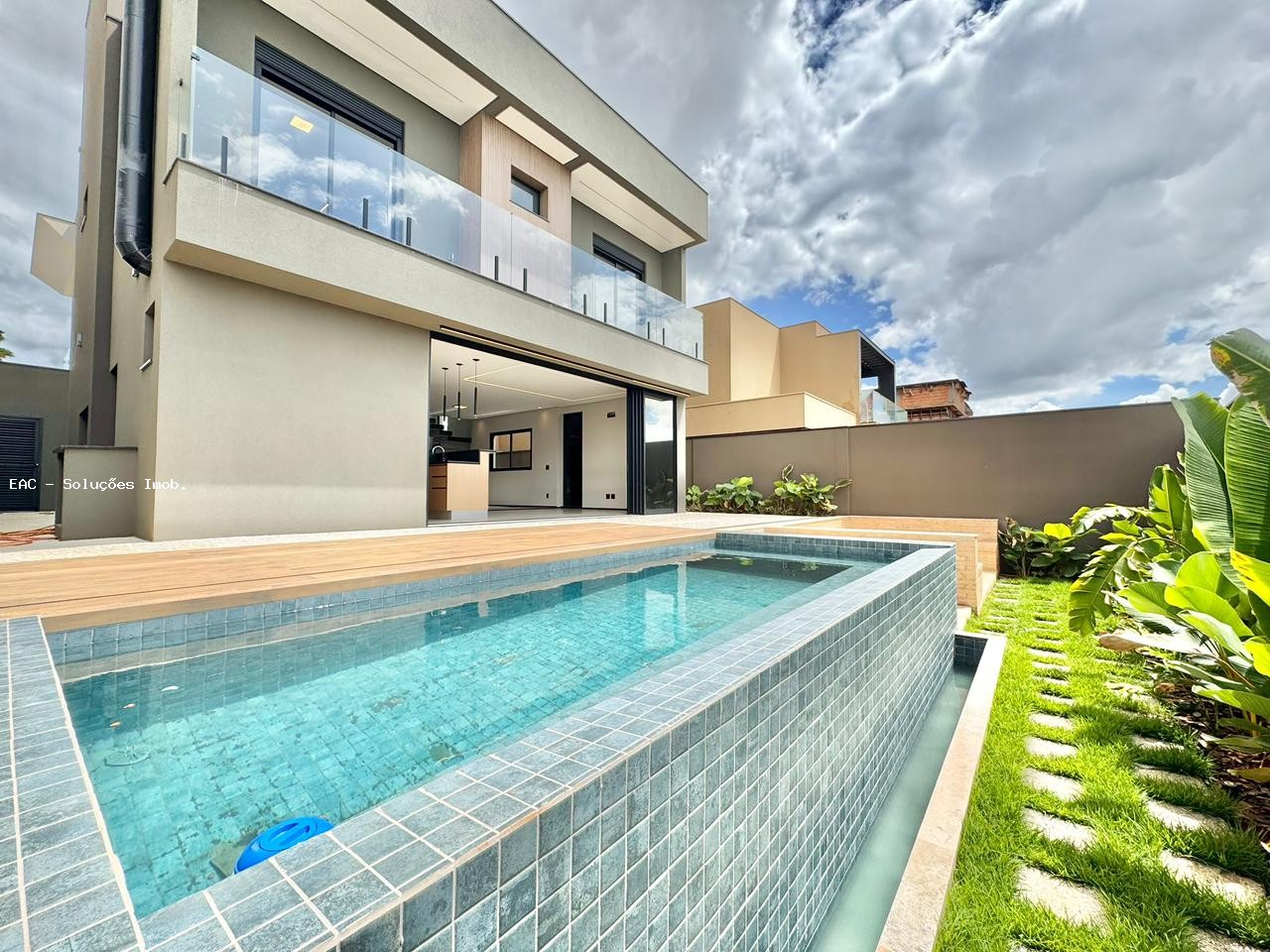 Casa, 320 m² - Foto 1