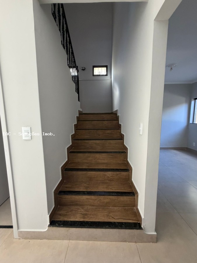 Casa, 3 quartos, 216 m² - Foto 13
