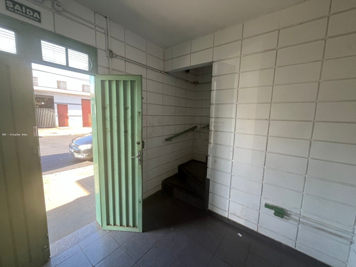 Depósito-Galpão, 440 m² - Foto 2