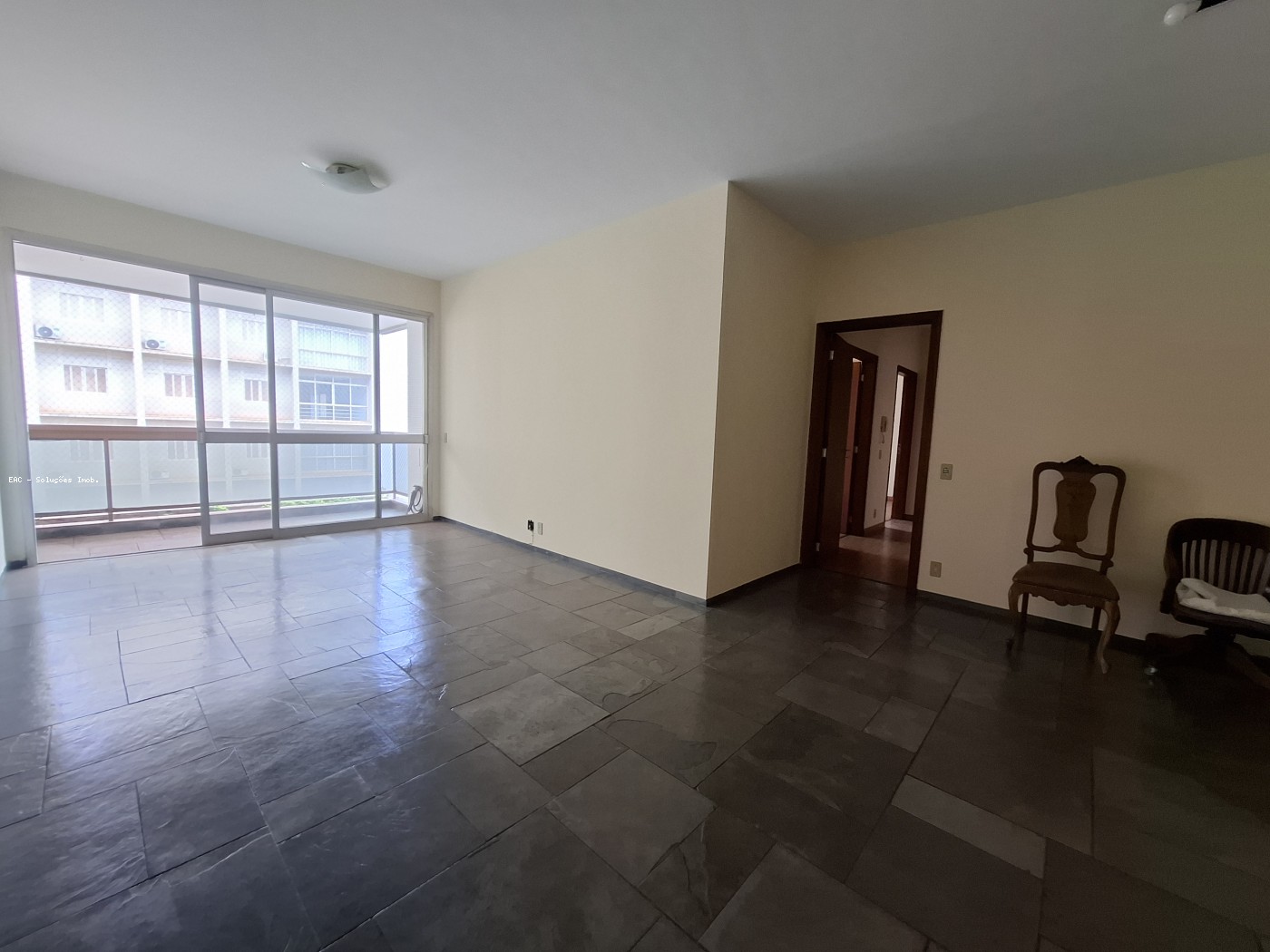 Apartamento, 3 quartos, 140 m² - Foto 2
