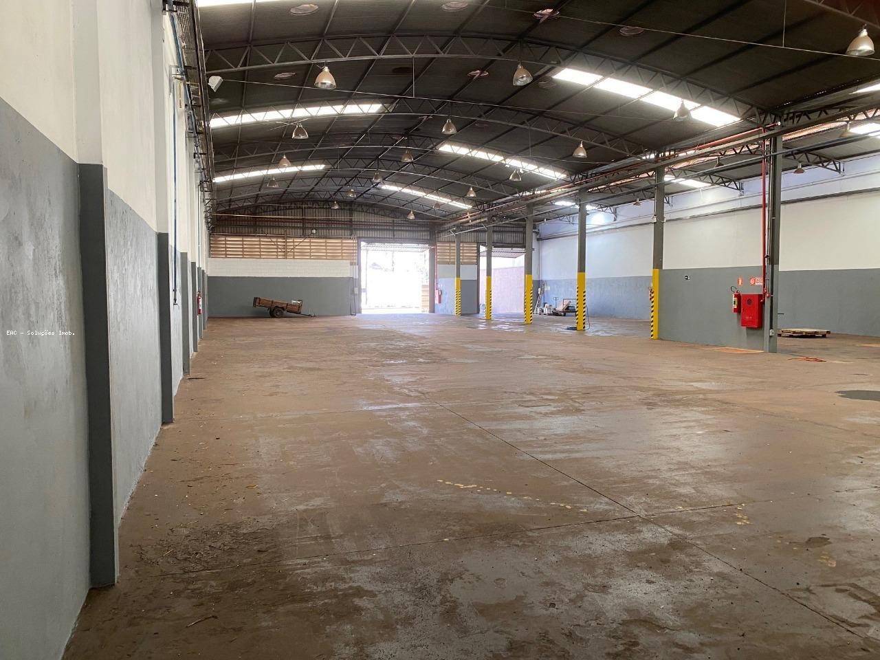 Depósito-Galpão, 1875 m² - Foto 1