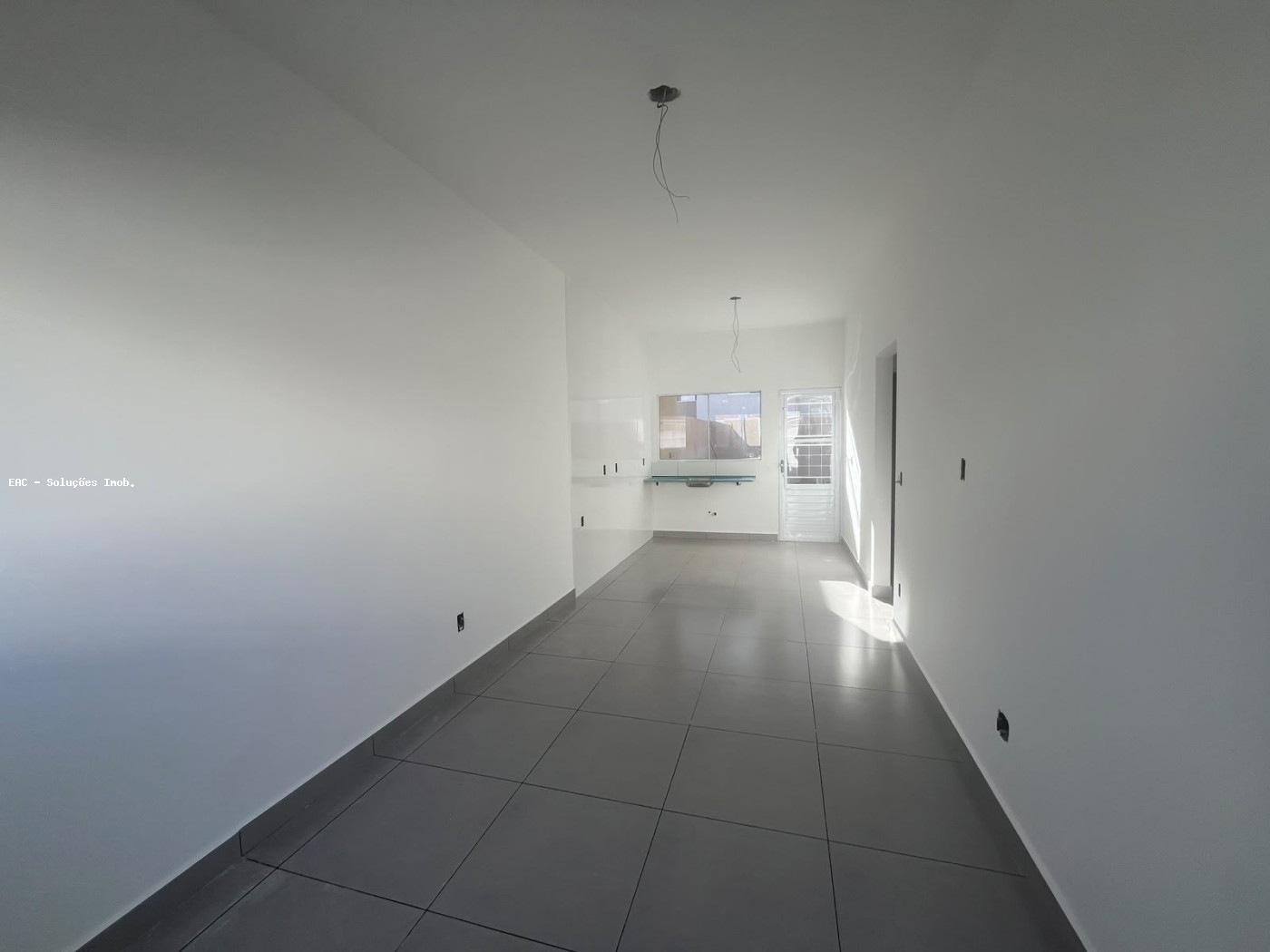Casa, 2 quartos, 62 m² - Foto 1