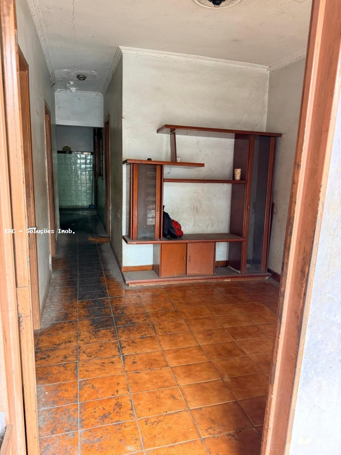 Casa, 1 quarto, 77 m² - Foto 1